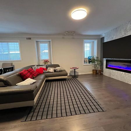 Airport Cozy Room 舒适小屋 Vancouver, Richmond,Near Yvr מראה חיצוני תמונה